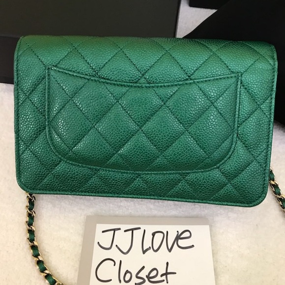 Chanel 18C Green Wallet on Chain - Picture 7 of 8